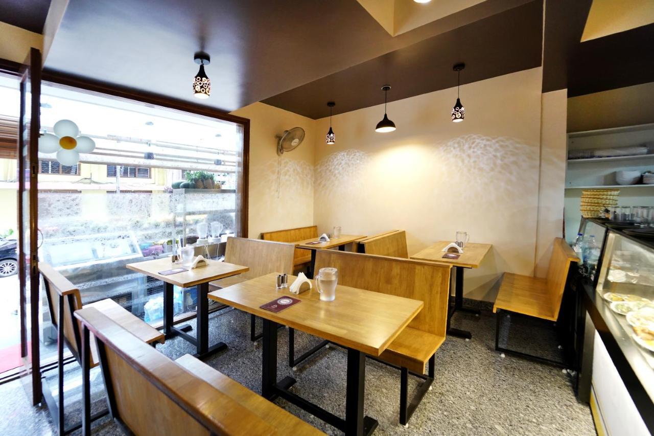Ss Crown Inn Bangalore Eksteriør billede